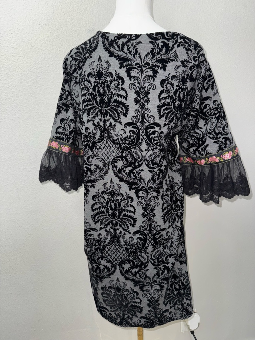 Uncle Frank Grey Velvet Burnout Lace Embroidered L Ivy Jane - Picture 2 of 3